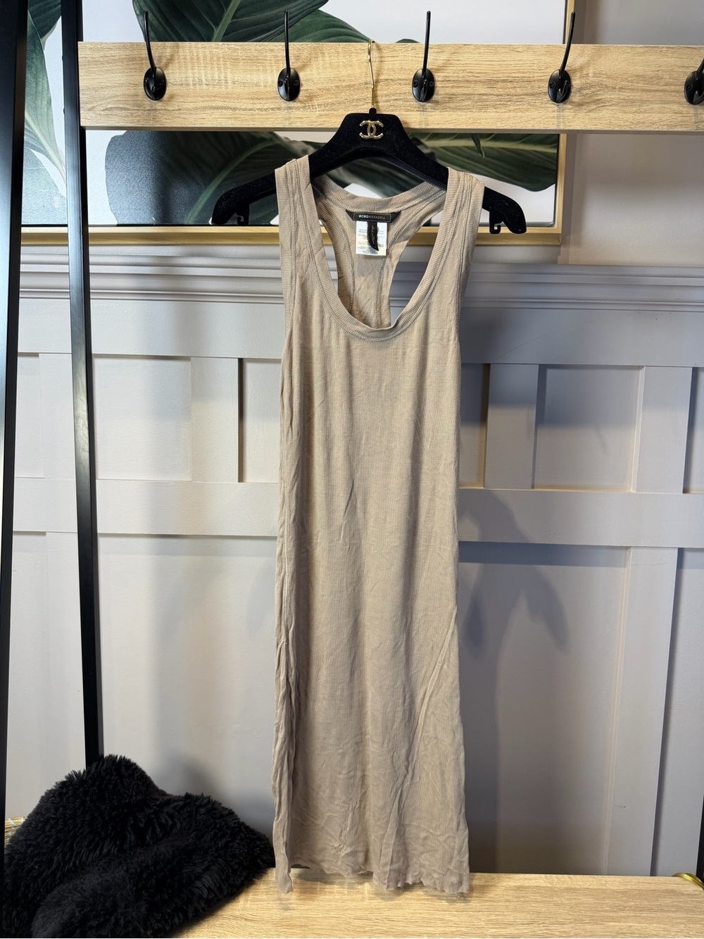 BCBGMaxAzria Taupe Ribbed Racerback Tank Size S